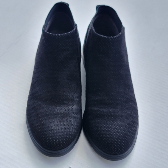 Dr. Scholl's Shoes - Dr. Scholl's Women's Black Slip-On Knit Sneakers